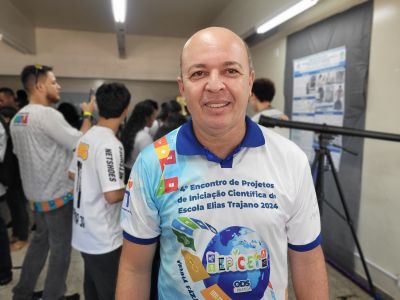 notícia: 'Vitrine ao nível internacional', celebra professor de Porto Grande na 12ª Feira de Ciências do Amapá