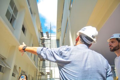 notícia: Governador Clécio Luís acompanha obras de reforma e ampliação do Hospital da Criança e do Adolescente, em Macapá 