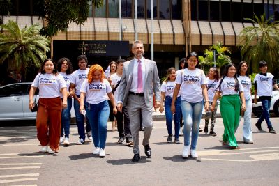 notícia: ‘Um dia de governador’: estudantes da Escola Estadual Walcy Lobato conhecem o Palácio do Setentrião, em Macapá