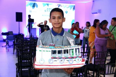 notícia: Aluno de escola estadual cria barco acessível e vai representar o Amapá em feira de ciências em Santa Catarina