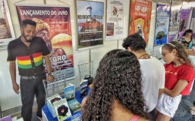 notícia:  Autores relançam livros com obras afro-amapaenses durante o 29º Encontro dos Tambores 