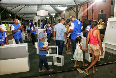 notícia: Feira de Móveis gera renda e impulsiona empreendedorismo no Residencial Vila dos Oliveiras, em Macapá