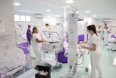 notícia: Governo do Amapá inicia higienização e instalação de equipamentos da nova UTI Neonatal do Hospital da Mulher Mãe Luzia