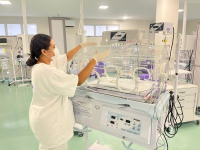 notícia: 'Serviço de desinfecção é preventivo', diz enfermeiro sobre preparativos para receber bebês na nova UTI Neonatal do Hospital da Mulher Mãe Luzia