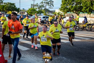 notícia: Mais de 2 mil atletas marcam presença na 1ª Corrida do Detran Amapá