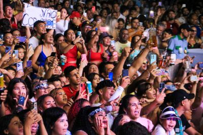 notícia: FOTOS: show da virada do Réveillon do Amapá inicia com Pablo do Arrocha e Rogério e Cia celebrando a chegada de 2025