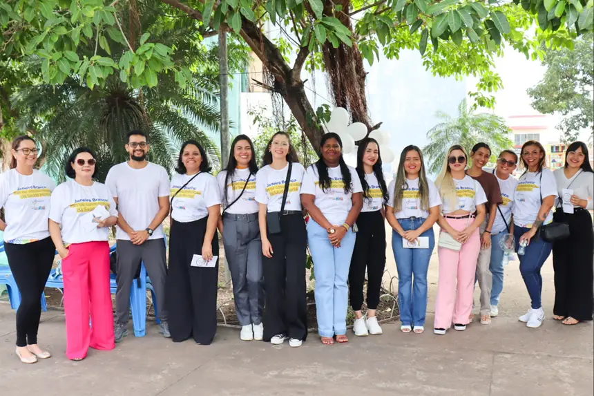 Equipe de multiprofissionais da Sesa