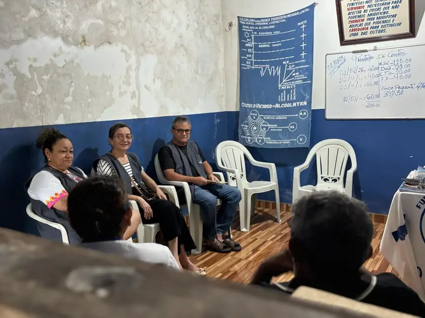 Participação  na reunião de A.A. Homens em recuperação.