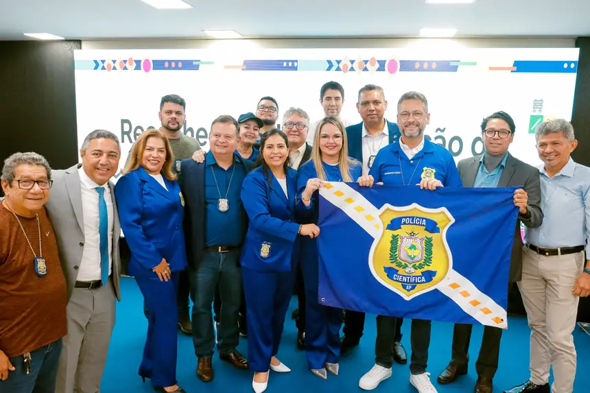  <div class='credito_fotos'>Foto: Ian Reis/Agência Grito   |   <a href='/midias/2025/originais/20250410173953-GF00016000-F00188665.webp' download><i class='fa-solid fa-download'></i> Download</a></div>