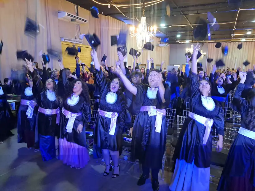 Foto: Luan Rodrigues/Ueap Alunos de 12 cursos se formaram nesta quinta-feira, 10