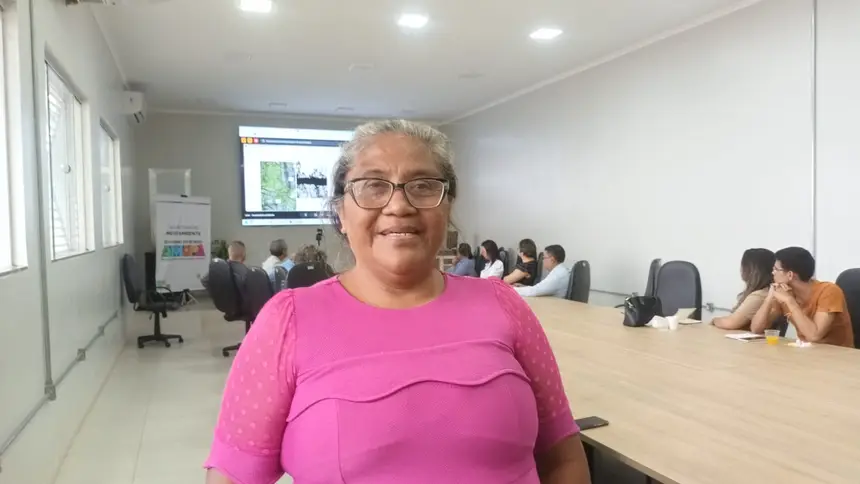Artesã Lucilene Farias de 61 anos, moradora do município de Porto Grande 
