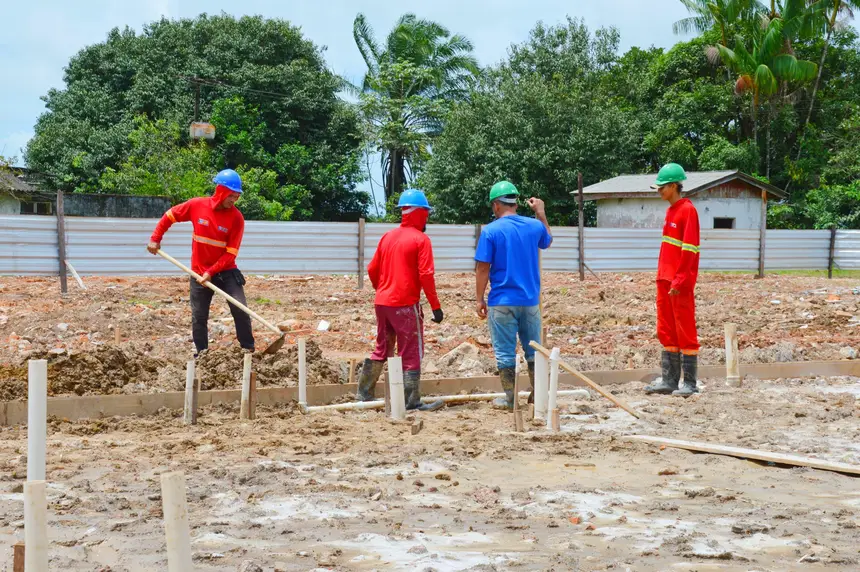 Foto: Jhon Martins/GEA A obra gera aproximadamente 30 empregos para profissionais de diferentes categorias