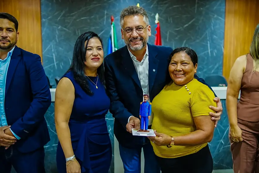  <div class='credito_fotos'>Foto: Jessé Matos/Agência Grito   |   <a href='/midias/2025/originais/20250516115518-GF00016077-F00190543.webp' download><i class='fa-solid fa-download'></i> Download</a></div>