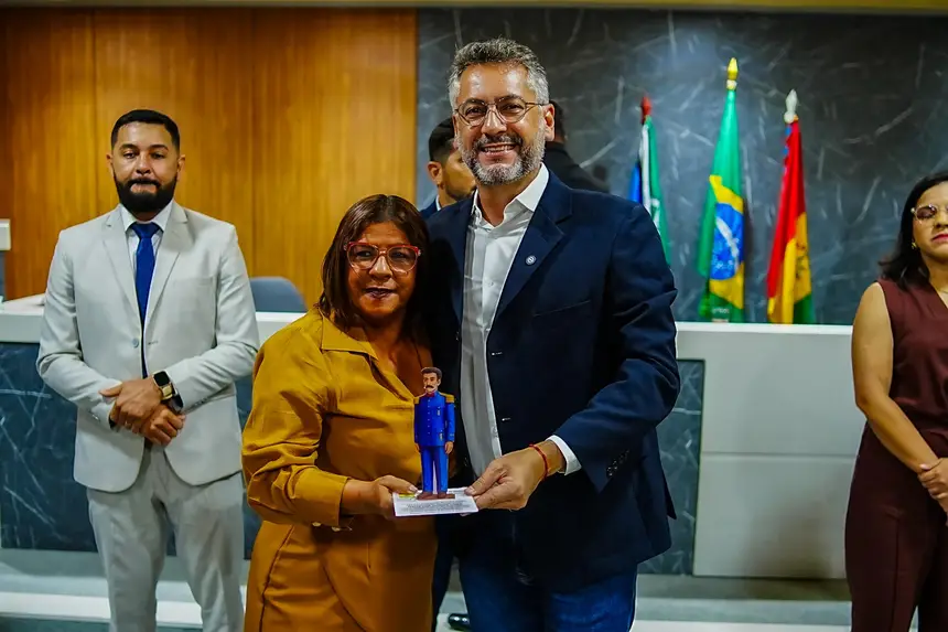  <div class='credito_fotos'>Foto: Jessé Matos/Agência Grito   |   <a href='/midias/2025/originais/20250516115532-GF00016077-F00190550.webp' download><i class='fa-solid fa-download'></i> Download</a></div>
