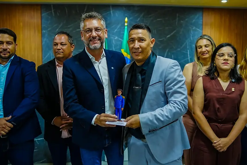  <div class='credito_fotos'>Foto: Jessé Matos/Agência Grito   |   <a href='/midias/2025/originais/20250516115538-GF00016077-F00190553.webp' download><i class='fa-solid fa-download'></i> Download</a></div>