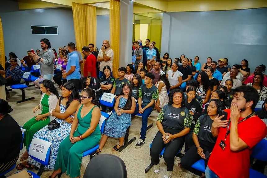  <div class='credito_fotos'>Foto: Jessé Matos/Agência Grito   |   <a href='/midias/2025/originais/20250516115550-GF00016077-F00190559.webp' download><i class='fa-solid fa-download'></i> Download</a></div>