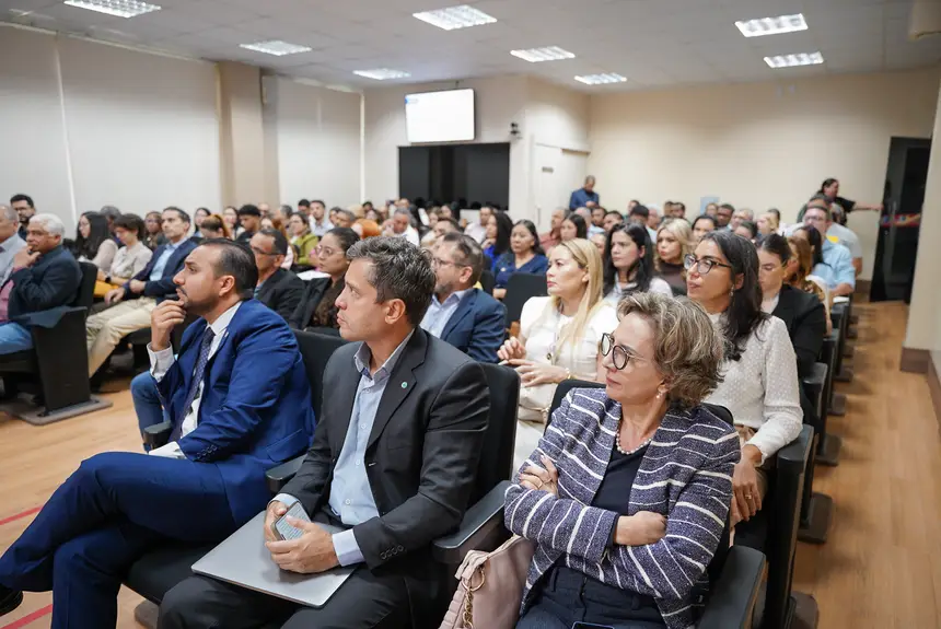  <div class='credito_fotos'>Foto: Lidiane Lima/GEA   |   <a href='/midias/2025/originais/20250522122055-GF00016091-F00190944.webp' download><i class='fa-solid fa-download'></i> Download</a></div>
