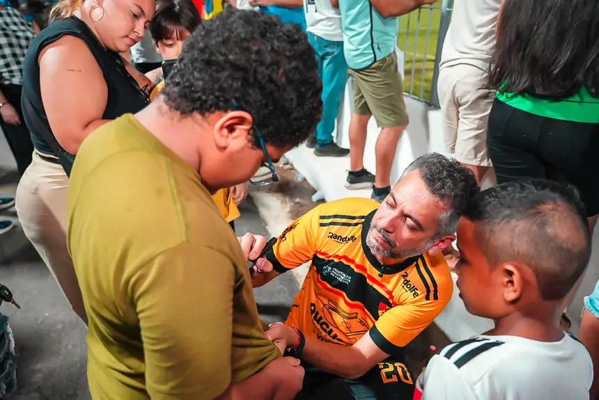  <div class='credito_fotos'>Foto: Jessé Matos/Agência Grito   |   <a href='/midias/2025/originais/20250523104342-GF00016096-F00191034.webp' download><i class='fa-solid fa-download'></i> Download</a></div>