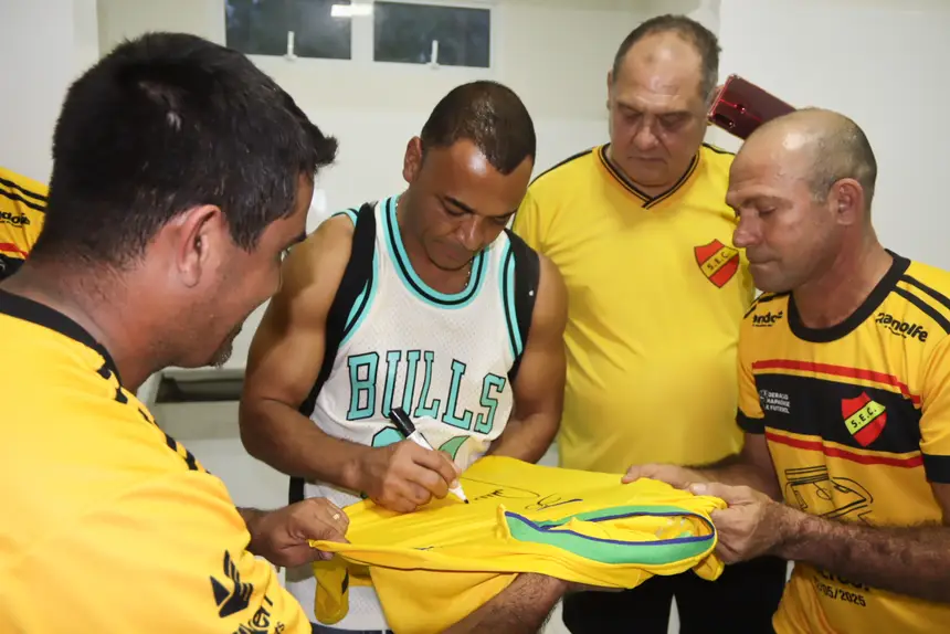  <div class='credito_fotos'>Foto: Adriano Monteiro/GEA   |   <a href='/midias/2025/originais/20250523104925-GF00016096-F00191068.webp' download><i class='fa-solid fa-download'></i> Download</a></div>