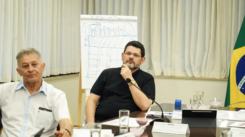 <div class='credito_fotos'>Foto: Israel Cardoso/GEA   |   <a href='/midias/2025/originais/20250610073013-GF00016156-F00192744.webp' download><i class='fa-solid fa-download'></i> Download</a></div>