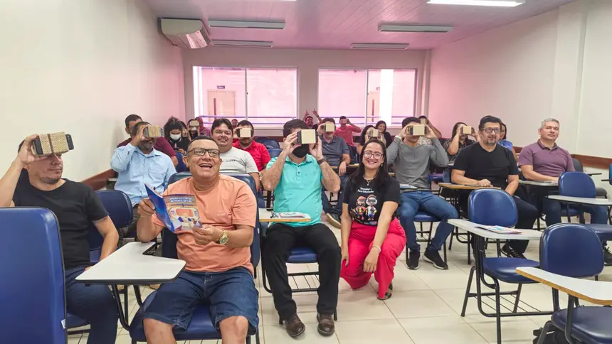 Foto: Breno Pantoja/Seed Nessa etapa, foco na utilização de óculos de imersão e do aplicativo Geometa para o ensino de geometria
