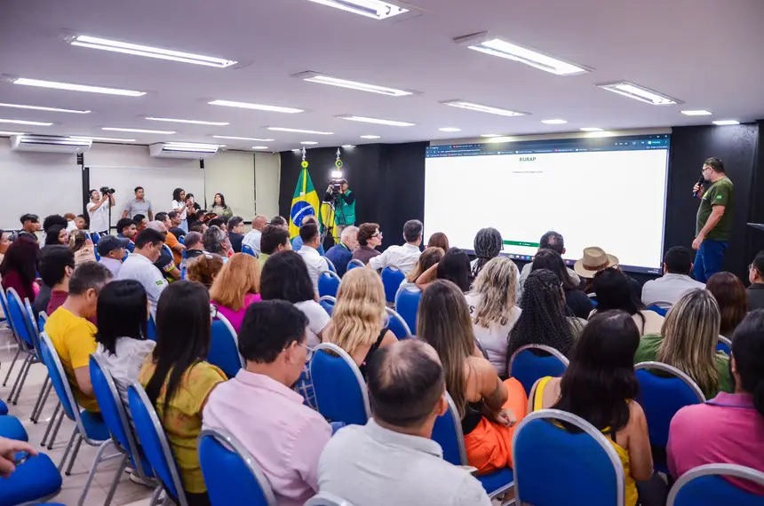  <div class='credito_fotos'>Foto: Max Renê/GEA   |   <a href='/midias/2025/originais/20250617075147-GF00016170-F00193139.webp' download><i class='fa-solid fa-download'></i> Download</a></div>