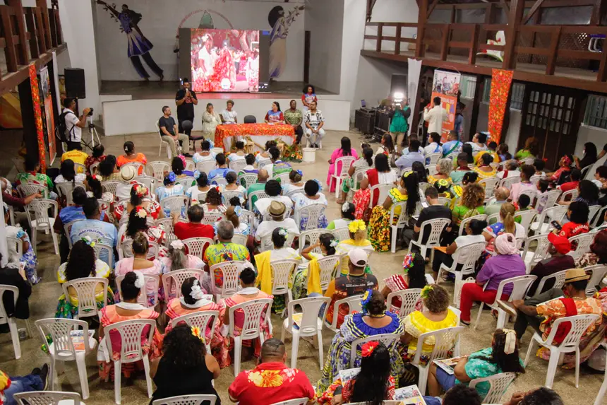  <div class='credito_fotos'>Foto: Gabriel Penha/Fundação Marabaixo   |   <a href='/midias/2025/originais/20250617115535-GF00016171-F00193172.webp' download><i class='fa-solid fa-download'></i> Download</a></div>