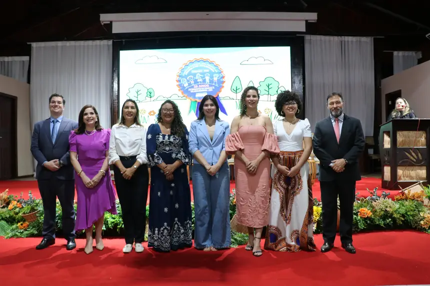 Dispositivo de honra da cerimônia dos 35 anos de criação do ECA