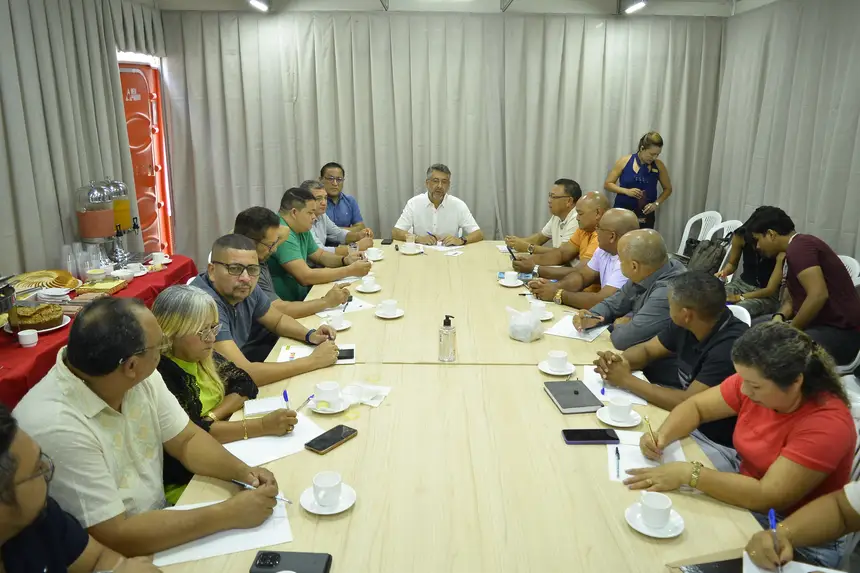  <div class='credito_fotos'>Foto: Maksuel Martins/GEA   |   <a href='/midias/2025/originais/20250723152242-GF00016327-F00199225.webp' download><i class='fa-solid fa-download'></i> Download</a></div>