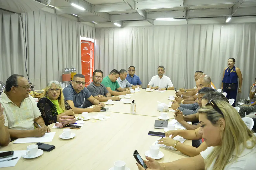  <div class='credito_fotos'>Foto: Maksuel Martins/GEA   |   <a href='/midias/2025/originais/20250723152245-GF00016327-F00199226.webp' download><i class='fa-solid fa-download'></i> Download</a></div>