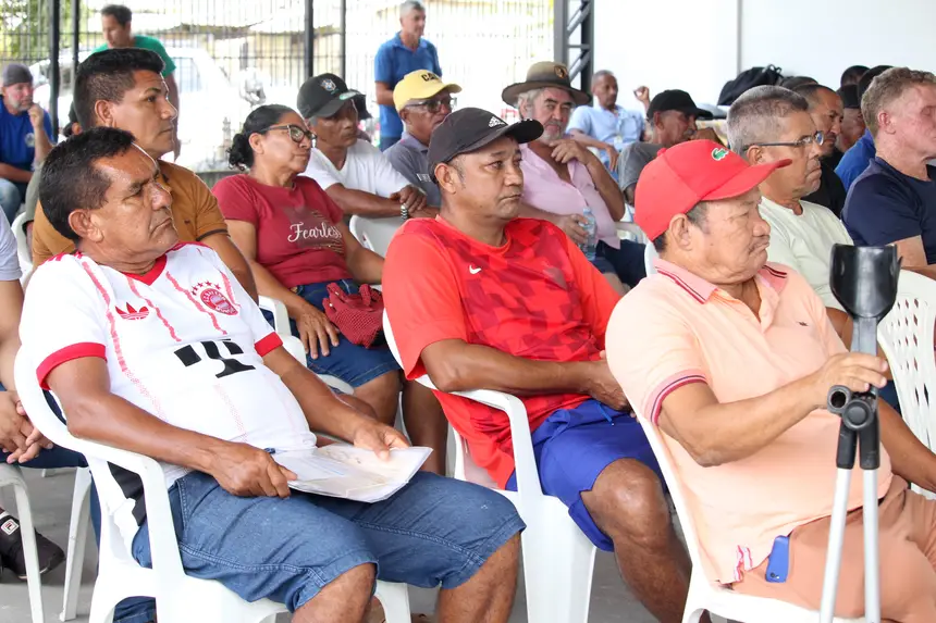 O encontro reuniu cerca de 80 produtores familiares de Itaubal