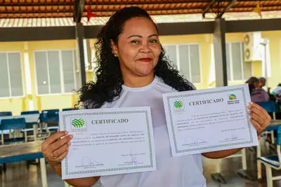 notícia: ‘É uma oportunidade de empreender’, diz formanda do curso de Panificação e Doces Gourmet realizado no Residencial Macapaba 