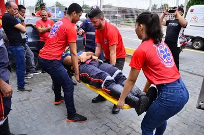 notícia: Unidades mistas de saúde de 4 municípios do Amapá recebem treinamento do Samu para transporte de pacientes críticos