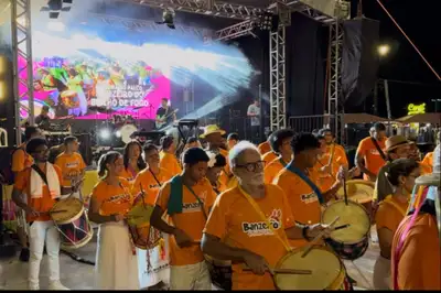 notícia: Com apoio do Governo do Estado, ‘Carnacult’ agita o público na Beira-Rio, em Macapá 