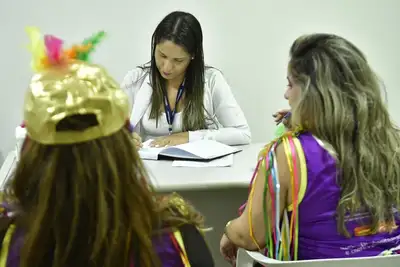 notícia: Governo do Amapá reforça ações e instala ponto fixo de saúde no Sambódromo para o desfile das escolas de samba