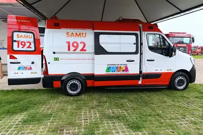 notícia: Base do Samu no Habitacional Macapaba recebe nova ambulância de suporte avançado