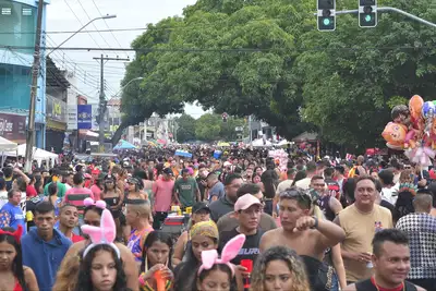 notícia: Bloco 'A Banda' celebra 60 anos de existência e atrai mais de 200 mil pessoas para celebrar carnaval, em Macapá