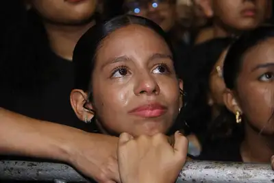 notícia: ‘Com esses louvores Deus fala com a gente’, diz jovem no ‘Retirão’ de fé cristã e cultura gospel em Macapá