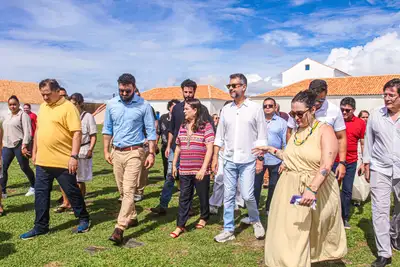 notícia: Governador Clécio Luís visita obras de restauro da Fortaleza de São José de Macapá em celebração aos 243 anos do monumento