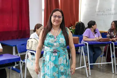 Diretora da Escola Estadual Barão do Rio Branco, Maria de Nazaré Rodrigues