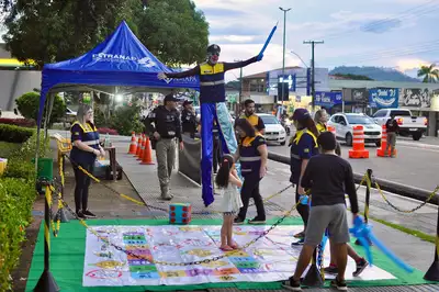 notícia: Maio Amarelo: campanha do Governo do Estado orienta sociedade para segurança no trânsito do Amapá; confira programação