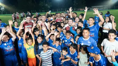 notícia: ’Devolvendo a função esportiva do Natizão, pensando nas crianças e jovens’, destaca governador Clécio Luís na reinauguração de estádio em Oiapoque