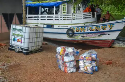 galeria:  Entrega de 2,5 mil kits de Alimentos, Tanques de Armazenamento de Combustível e Embarcações na Aldeia do Manga, em Oiapoque