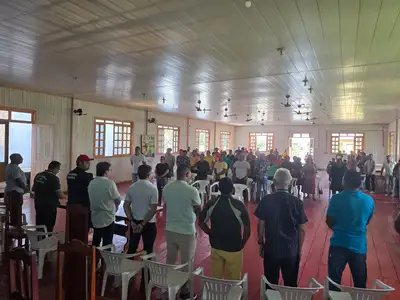 notícia: Governo do Amapá apresenta políticas públicas e linhas de crédito a agricultores da Vila Betel, em Mazagão