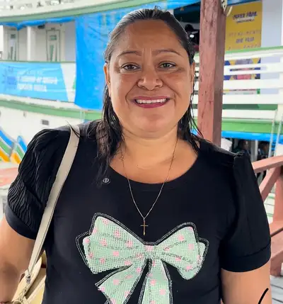 Foto: Sal Lima/GEA Gelsineide de Gurupá no Pará, feliz por que tirou a carteira de Identidade Nacional (CIN)