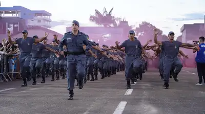 notícia: 'Noite Cinza' realizada pelo Governo do Amapá simboliza transição, pertencimento e emoção na formação dos novos policiais militares