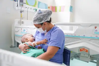 notícia: Entregue pelo Governo do Amapá, novo centro cirúrgico do Hospital da Criança e do Adolescente realiza primeiro procedimento de herniorrafia 