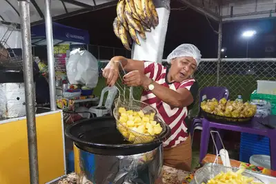 notícia: Típicas e saborosas: comidas juninas são destaque para a saúde, alerta nutricionista do Hospital de Clínicas Alberto Lima