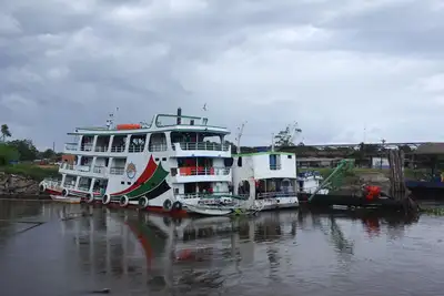 notícia: Governo do Amapá atua no desassoreamento de canal no arquipélago do Bailique, para tirar moradores de Macapá do isolamento