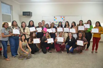galeria:  Capacitação de Alongamento de Unhas Habitacional Macapaba